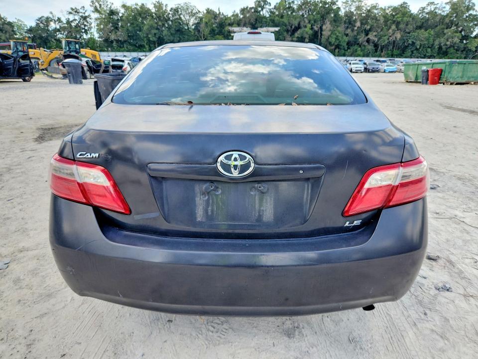 2009 TOYOTA CAMRY LE — Фото 6 из 12