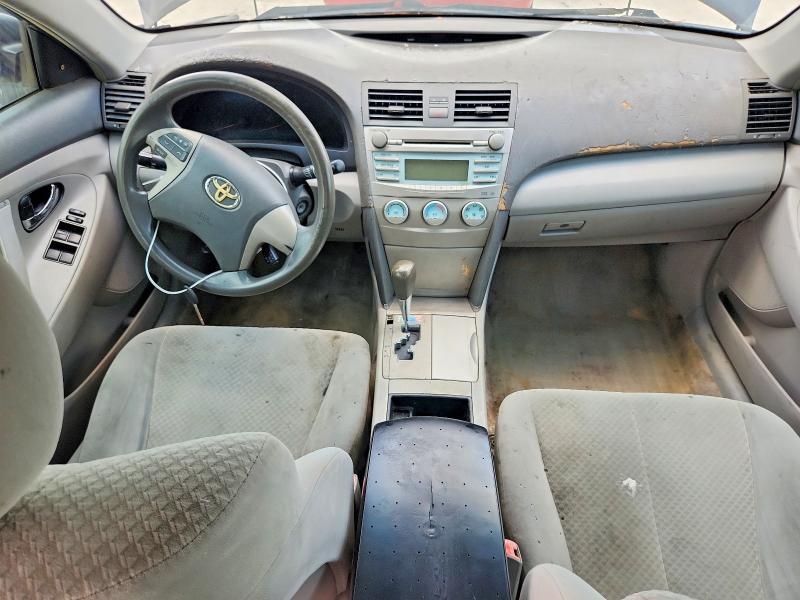 2009 TOYOTA CAMRY LE — Фото 8 из 12