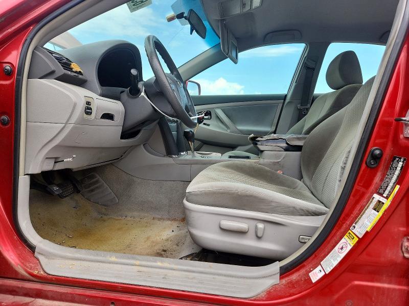 2009 TOYOTA CAMRY LE — Фото 7 из 12