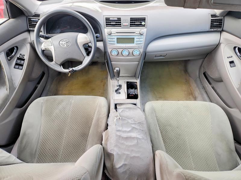 2009 TOYOTA CAMRY LE — Фото 8 из 12