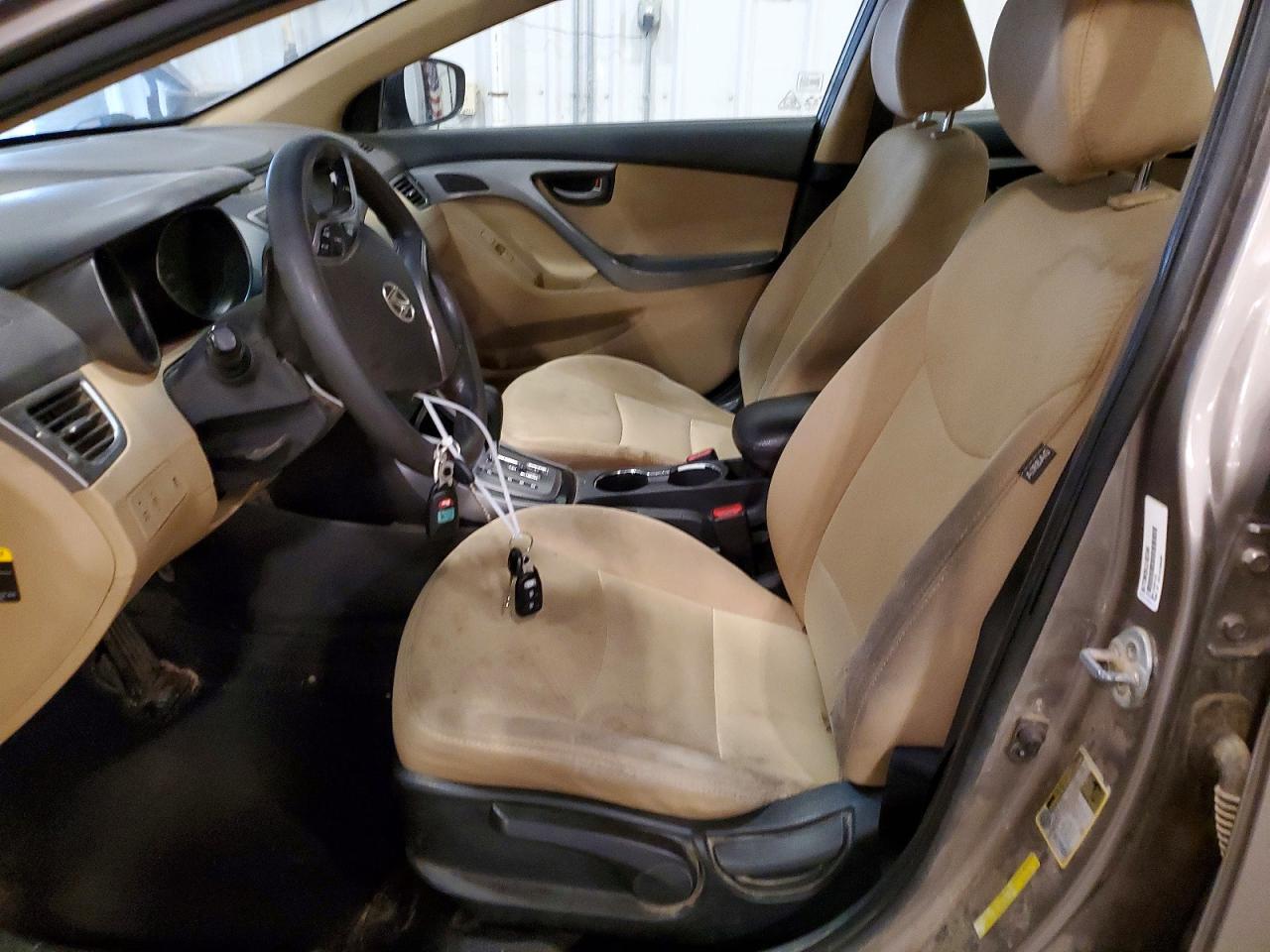 2013 HYUNDAI ELANTRA GLS — Фото 7 из 12