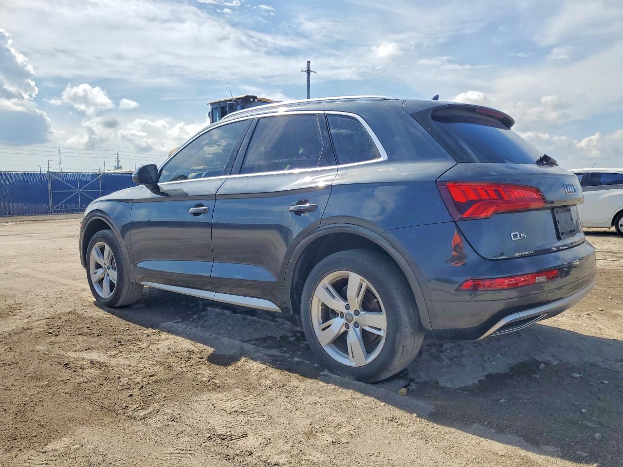 2019 AUDI Q5 PREMIUM — Фото 2 из 13