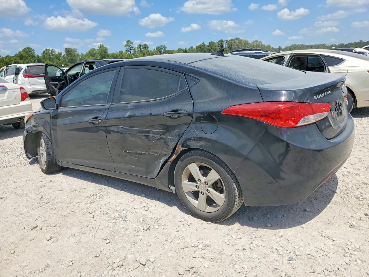 2013 HYUNDAI ELANTRA GLS — Фото 2 из 12