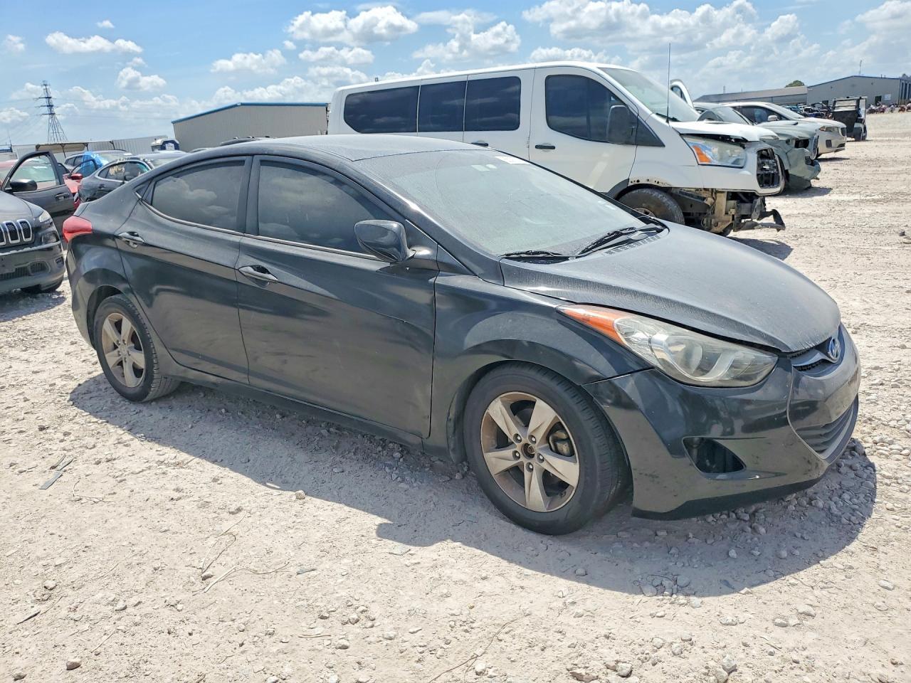 2013 HYUNDAI ELANTRA GLS — Фото 4 из 12