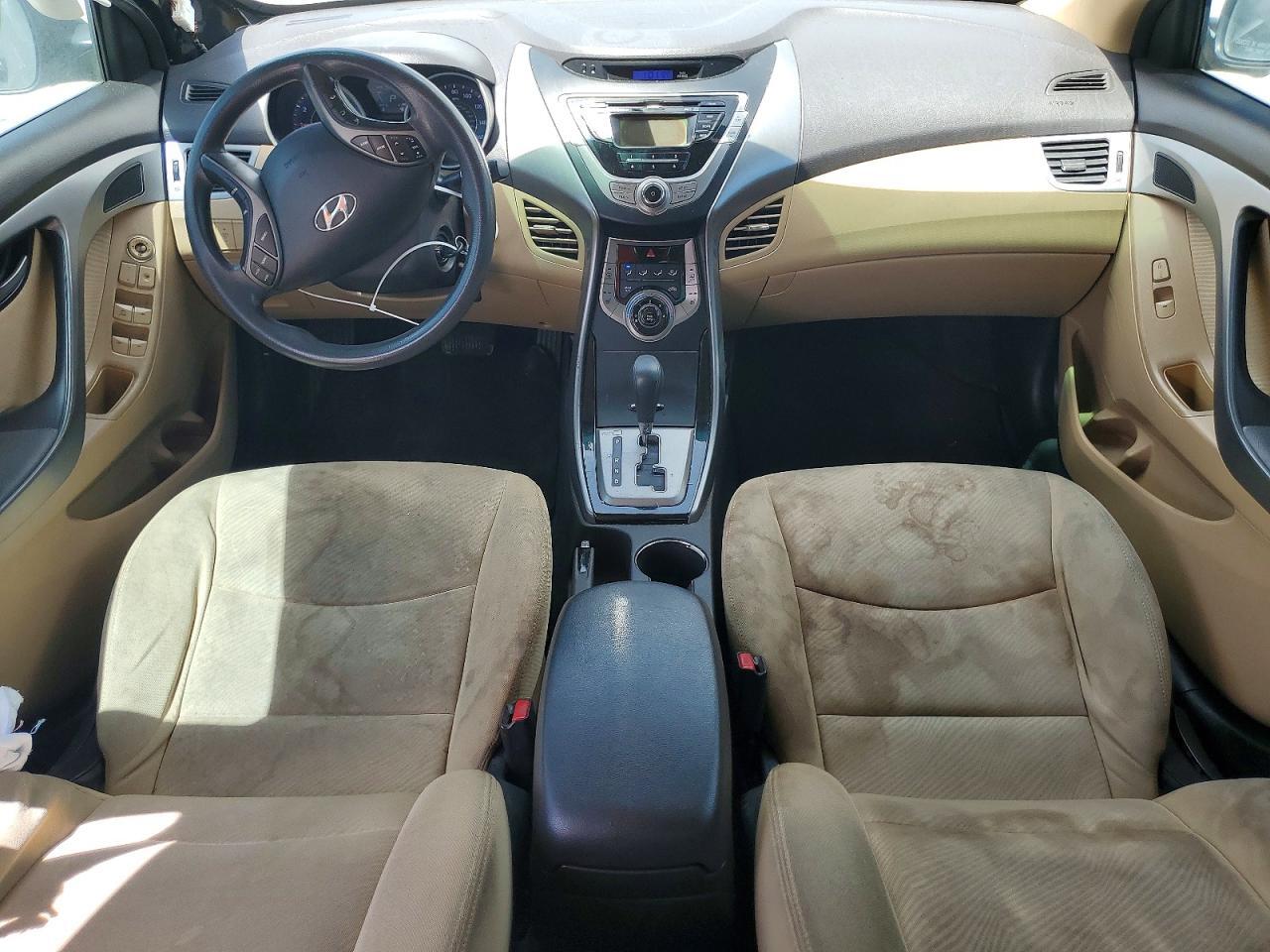 2013 HYUNDAI ELANTRA GLS — Фото 8 из 12