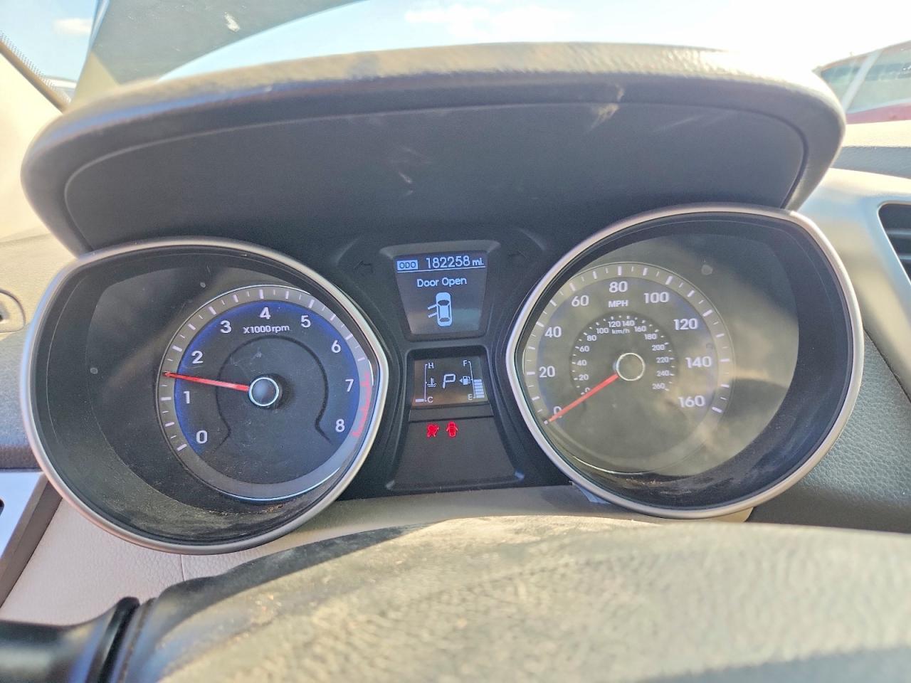 2013 HYUNDAI ELANTRA GT BASE — Фото 9 из 12
