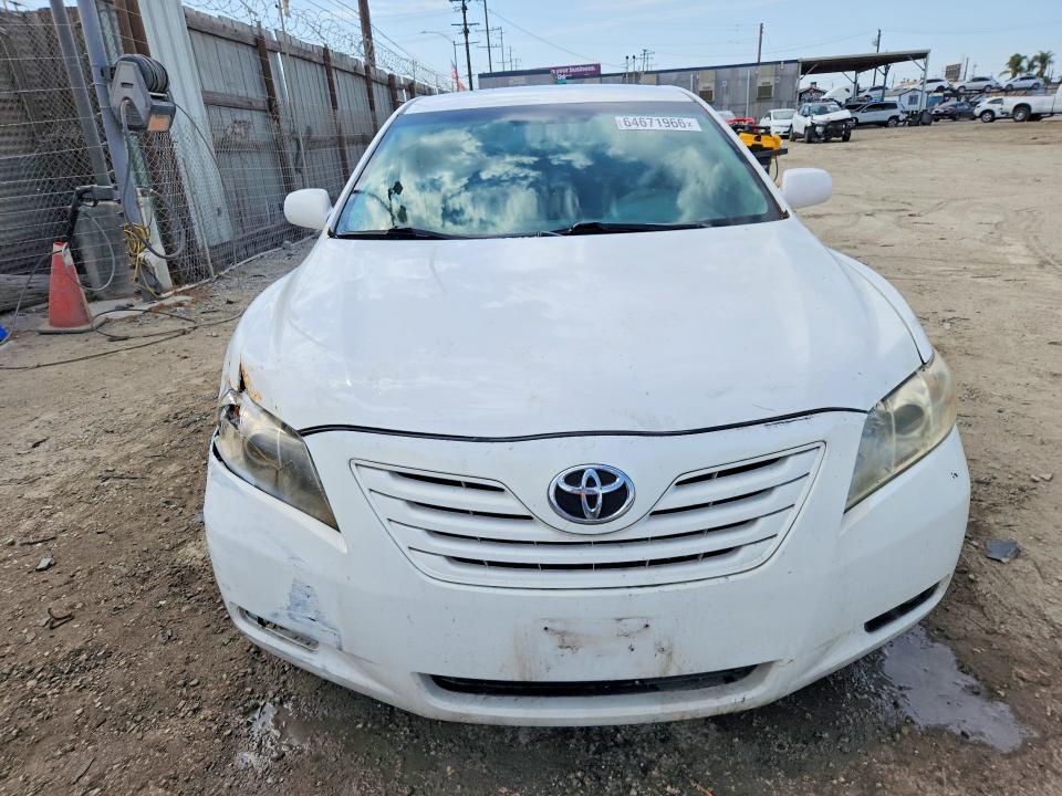 2009 TOYOTA CAMRY LE — Фото 5 из 12