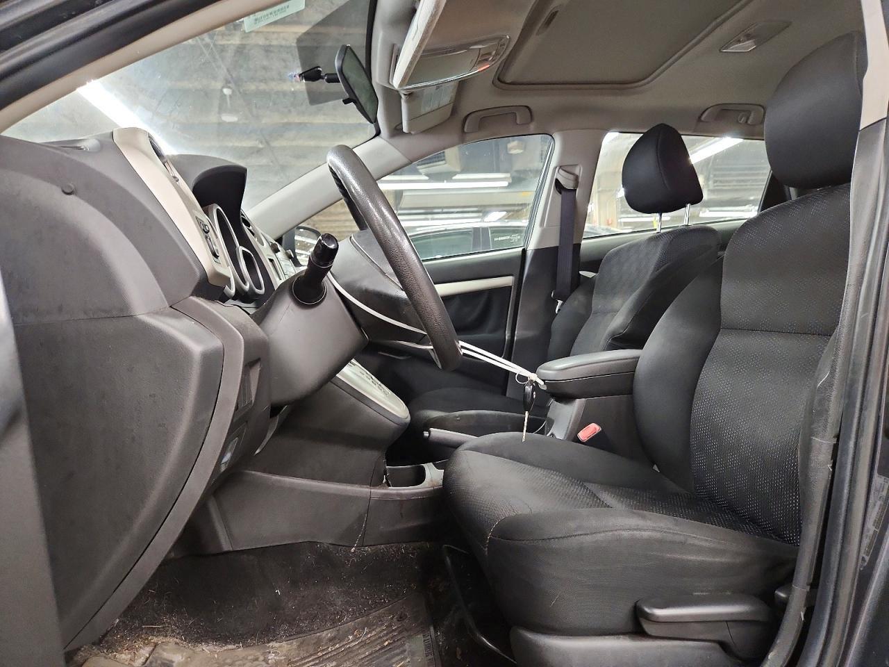 2009 TOYOTA COROLLA MATRIX S — Фото 7 из 12