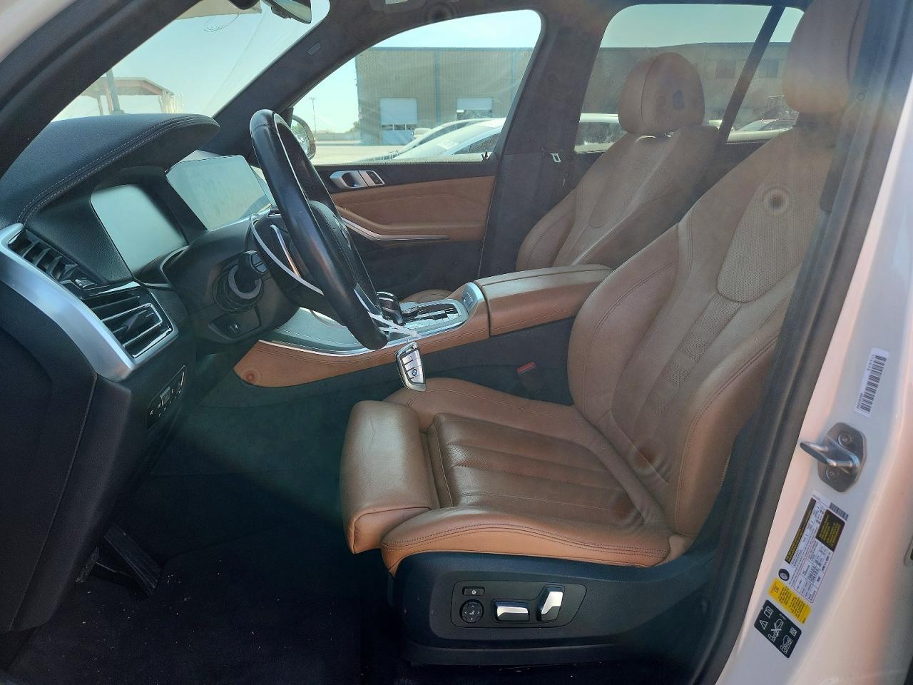 2019 BMW X5 XDRIVE40I — Фото 7 из 12