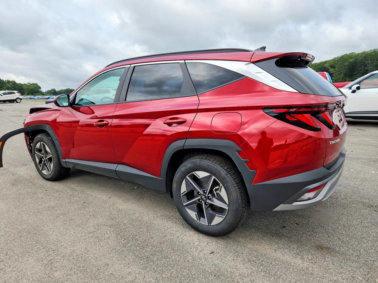 2025 HYUNDAI TUCSON SEL — Фото 2 из 13