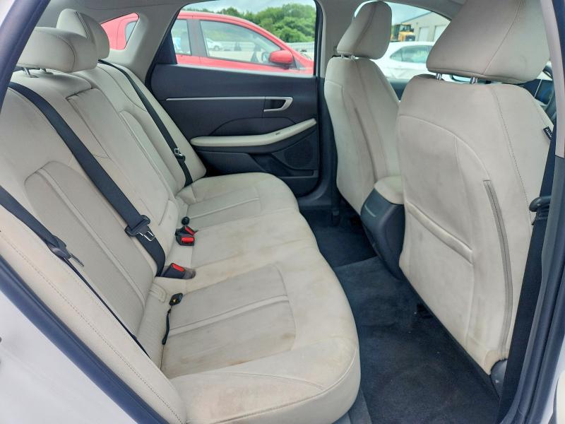 2025 HYUNDAI SONATA SEL — Фото 10 из 12