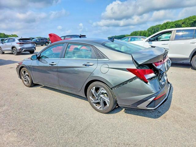2025 HYUNDAI ELANTRA LIMITED — Фото 3 из 13