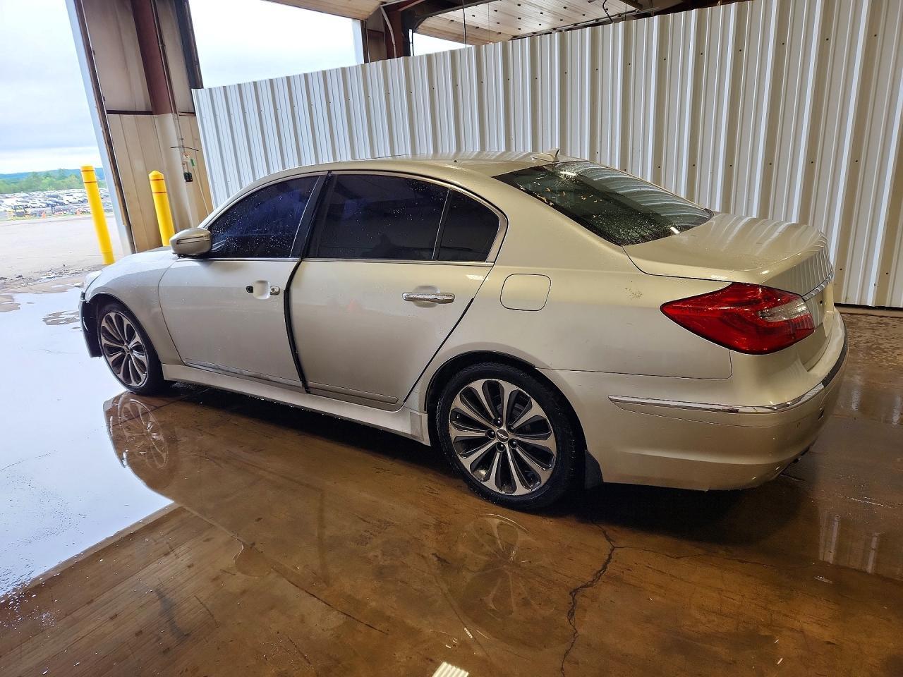 2013 HYUNDAI GENESIS 5.0L — Фото 2 из 12