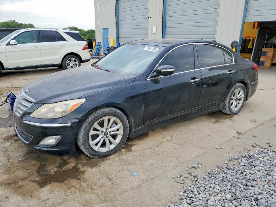 2013 HYUNDAI GENESIS KMHGC4DD5DU247485