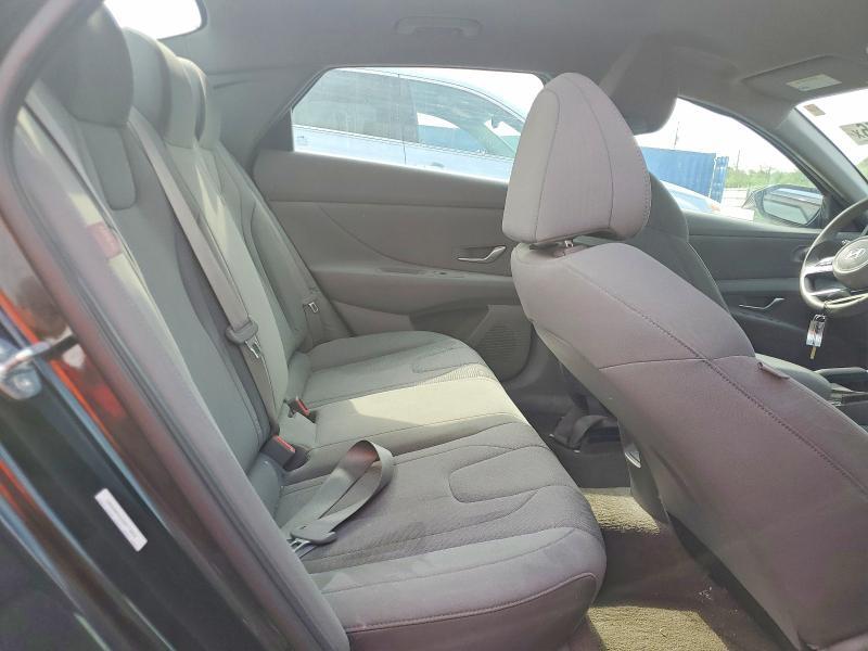 2025 HYUNDAI ELANTRA SE — Фото 10 из 12