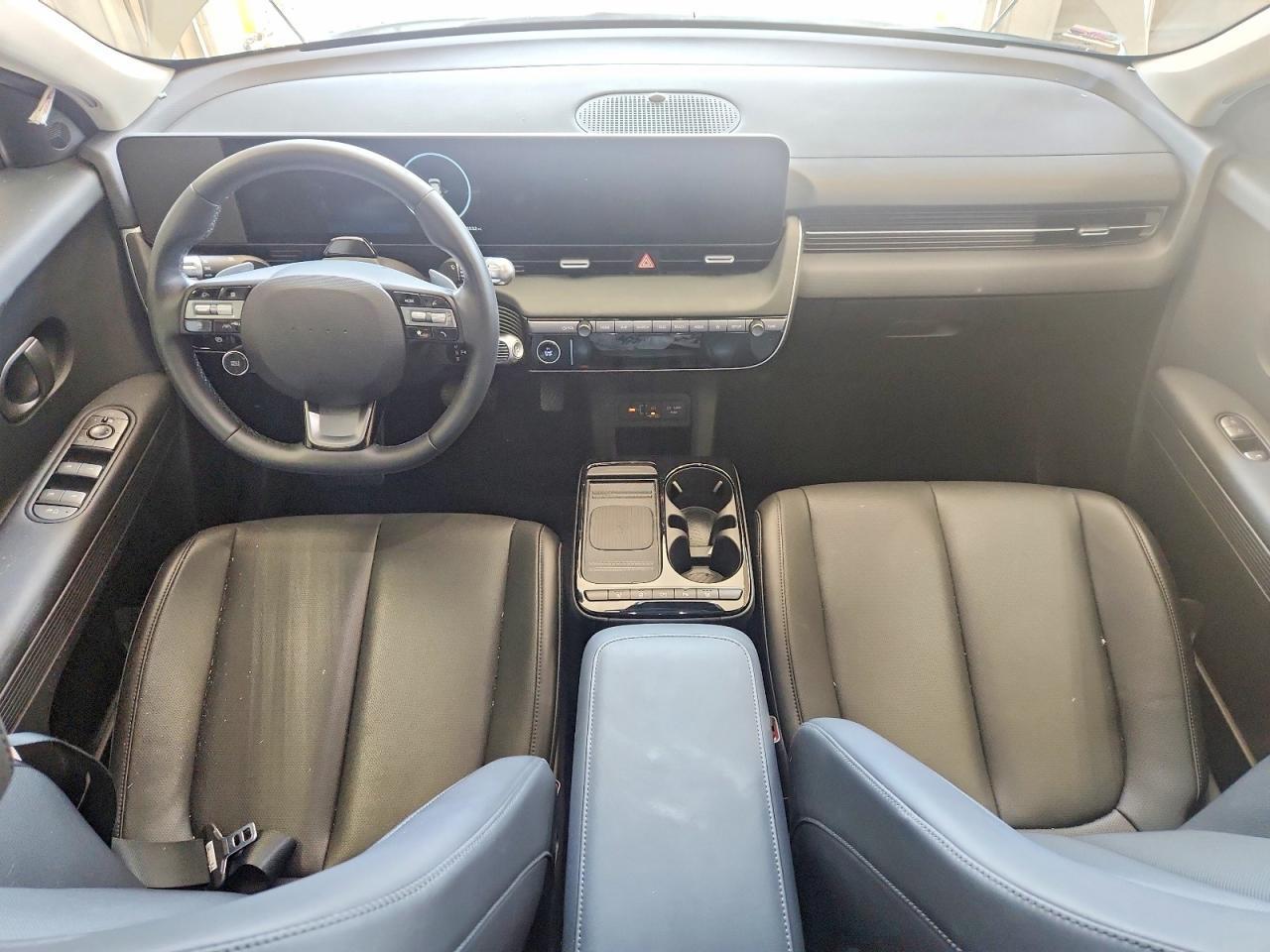 2025 HYUNDAI IONIQ 5 SEL — Фото 8 из 12