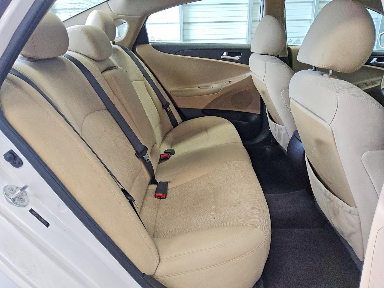 2013 HYUNDAI SONATA GLS — Фото 10 из 12