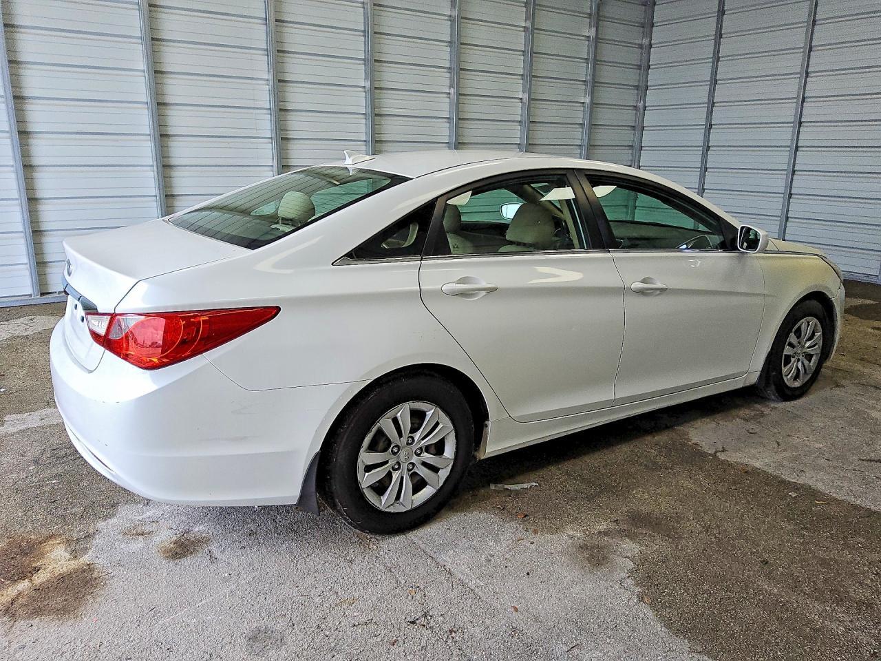 2013 HYUNDAI SONATA GLS — Фото 3 из 12