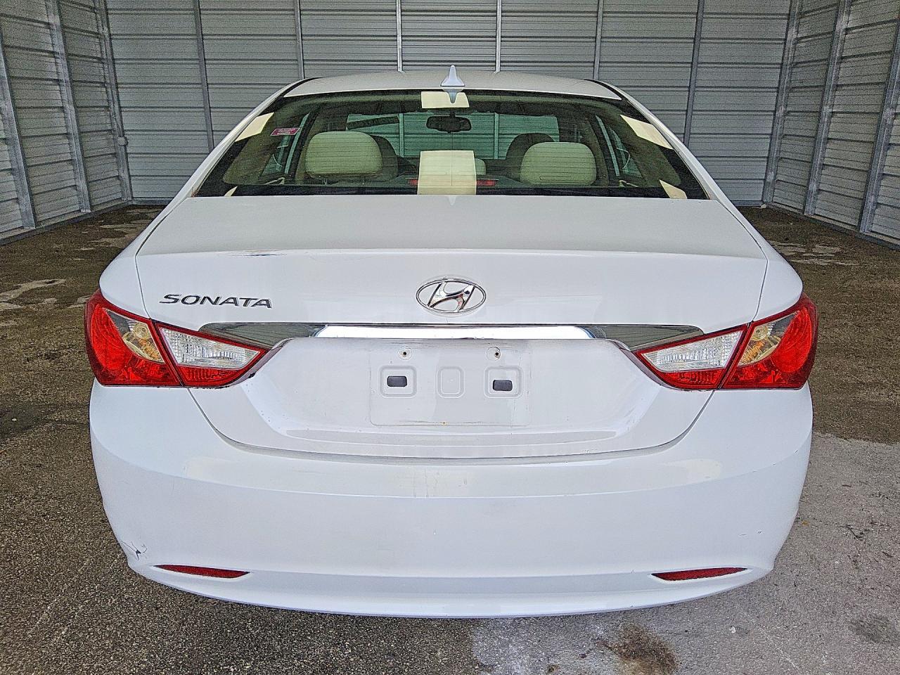 2013 HYUNDAI SONATA GLS — Фото 6 из 12