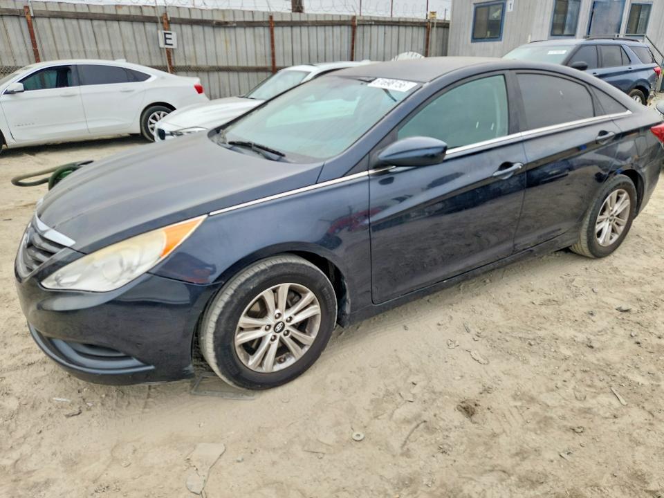 2013 HYUNDAI SONATA 5NPEB4AC4DH713329