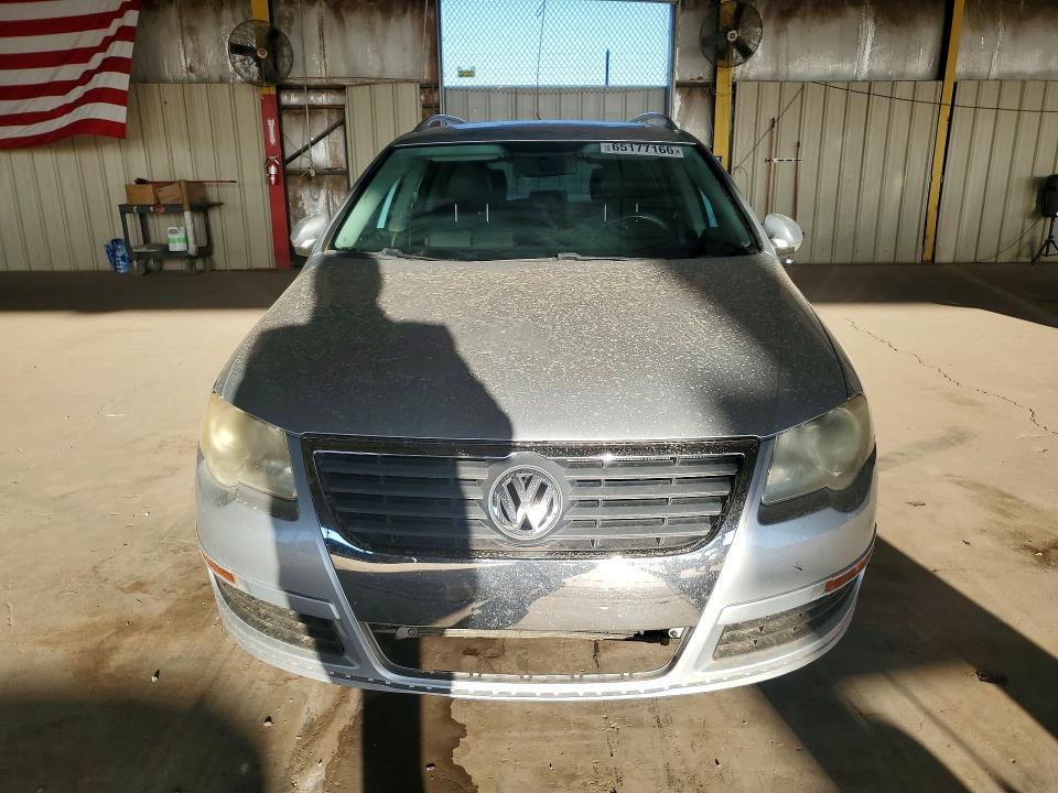2009 VOLKSWAGEN PASSAT WAGON TURBO — Фото 5 из 12