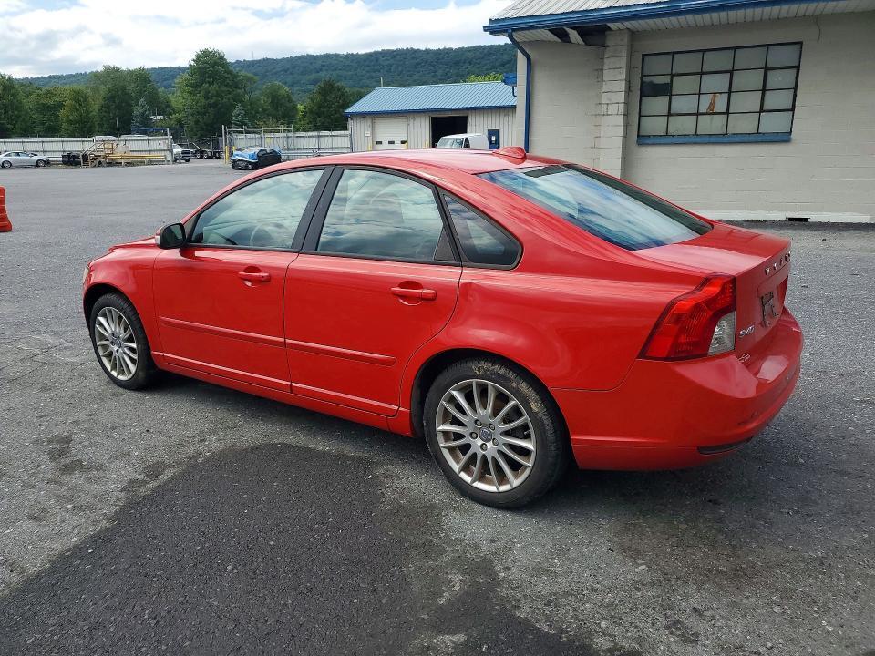 2009 VOLVO S40 2.4I — Фото 2 из 12