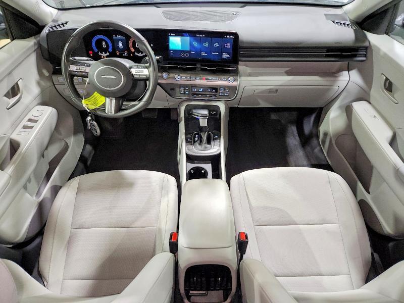 2025 HYUNDAI KONA SEL — Фото 8 из 15