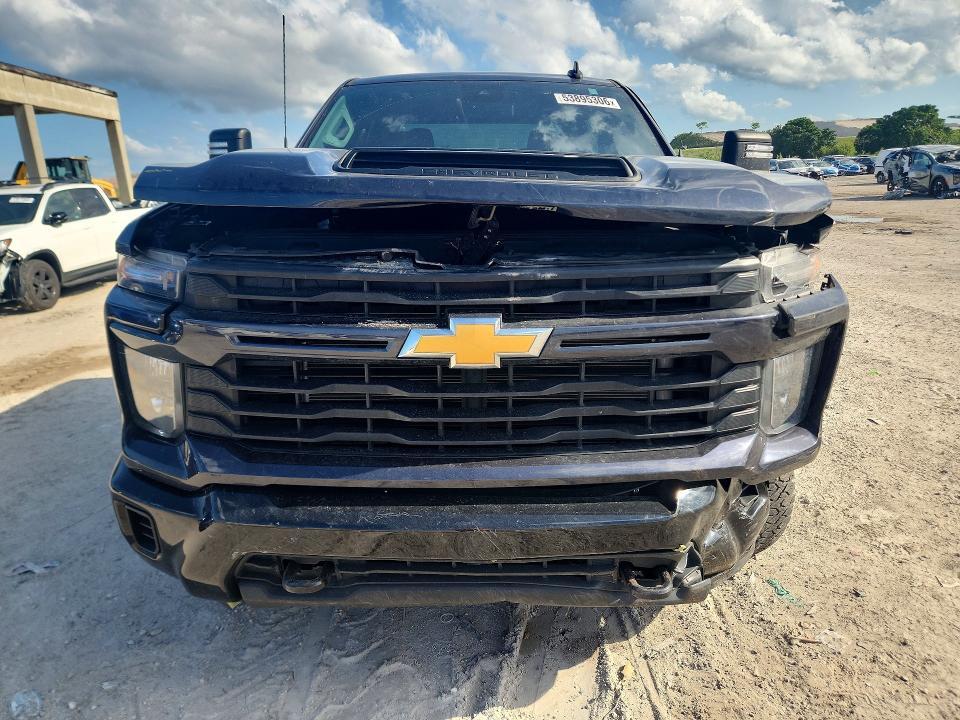 2024 CHEVROLET SILVERADO K2500 CUSTOM — Фото 5 из 12
