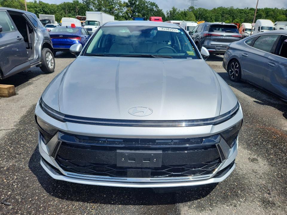 2025 HYUNDAI SONATA SEL — Фото 5 из 12