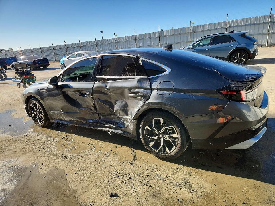 2025 HYUNDAI SONATA SEL — Фото 2 из 12