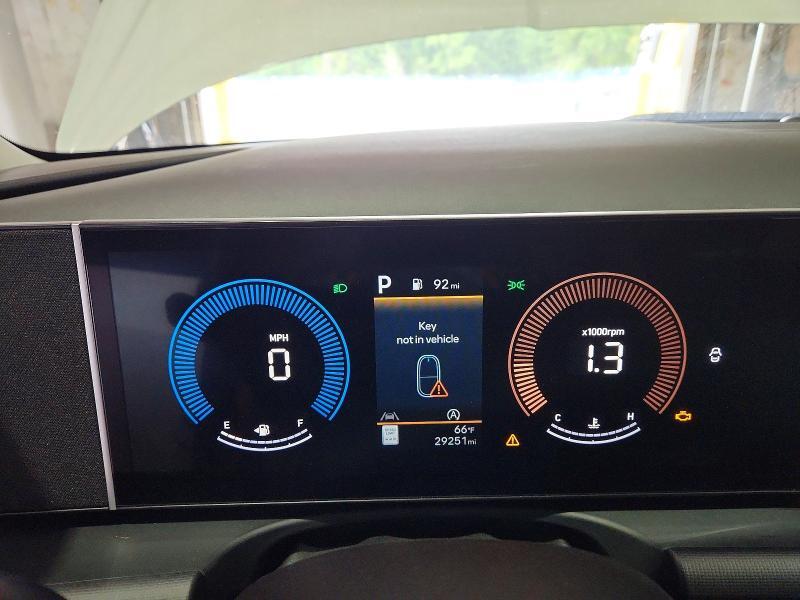 2025 HYUNDAI TUCSON SEL — Фото 9 из 14