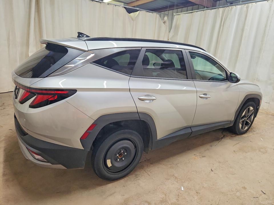 2025 HYUNDAI TUCSON SEL — Фото 3 из 13