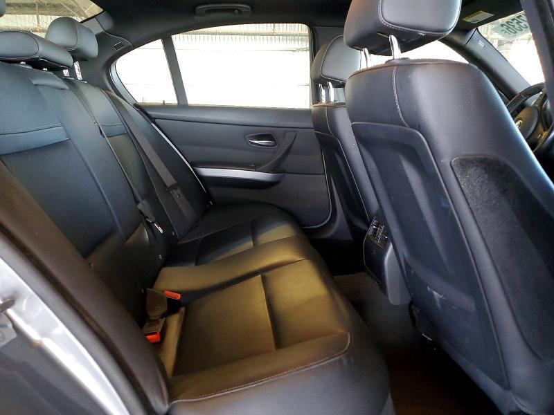 2010 BMW 328 I — Фото 10 из 12
