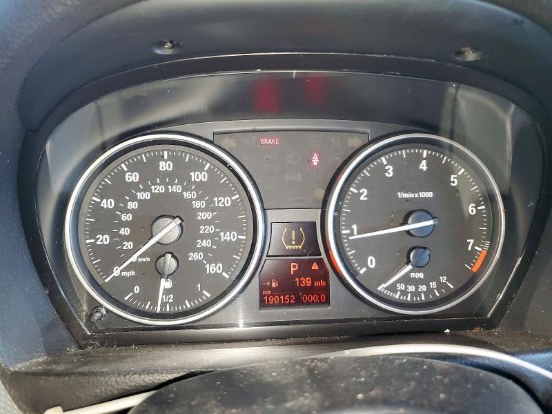2010 BMW 328 I — Фото 9 из 12