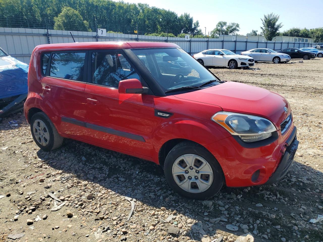 2013 KIA SOUL BASE — Фото 4 из 12