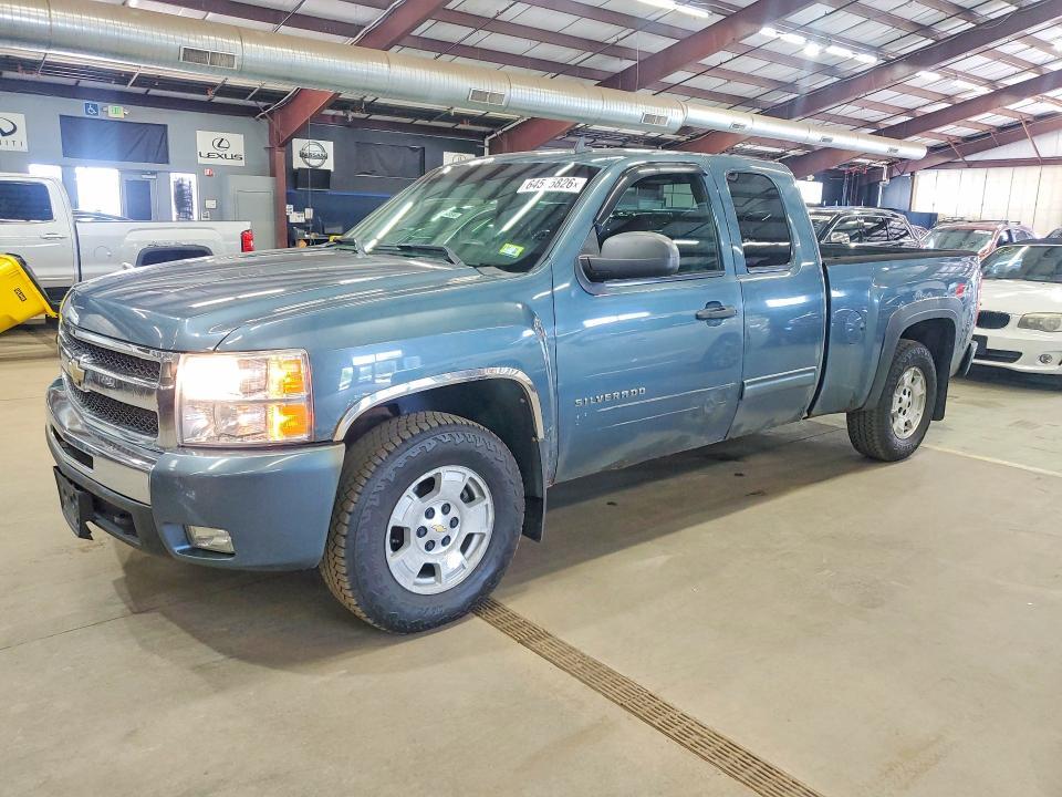 2010 CHEVROLET SILVERADO 1GCSKSE37AZ151044