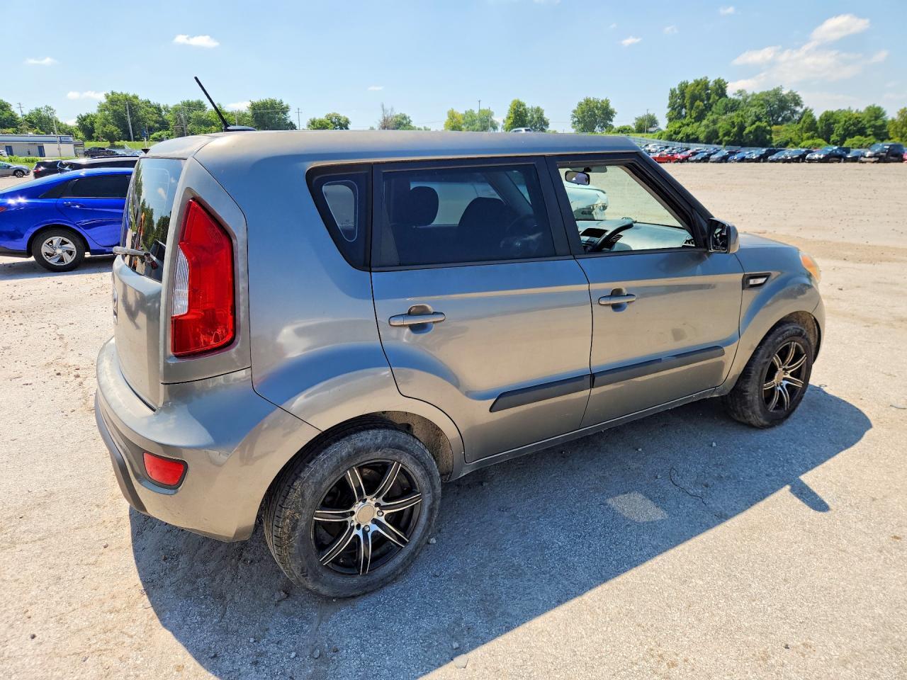 2013 KIA SOUL BASE — Фото 3 из 12