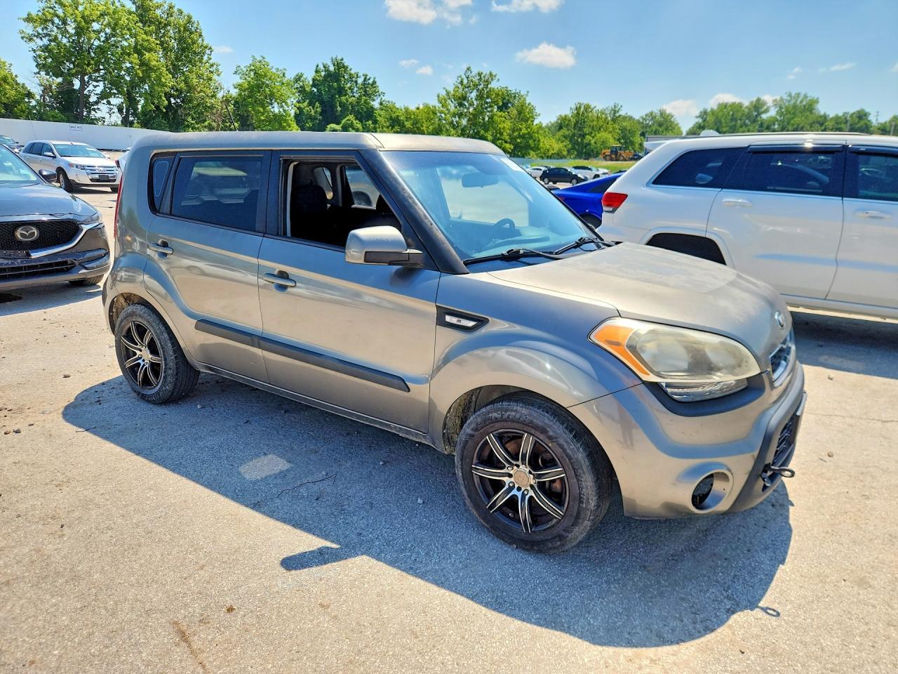 2013 KIA SOUL BASE — Фото 4 из 12