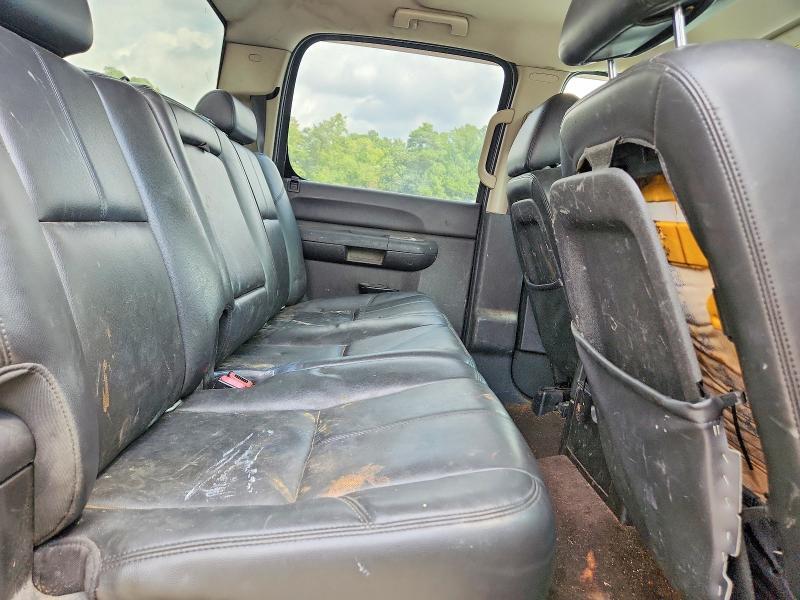2010 CHEVROLET SILVERADO C1500 LT — Фото 10 из 12