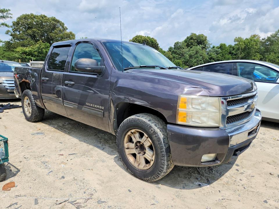 2010 CHEVROLET SILVERADO C1500 LT — Фото 4 из 12