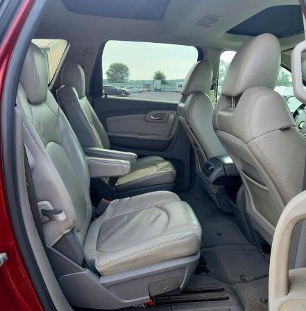 2010 CHEVROLET TRAVERSE LS — Фото 10 из 12