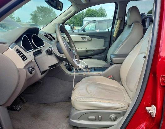 2010 CHEVROLET TRAVERSE LS — Фото 7 из 12