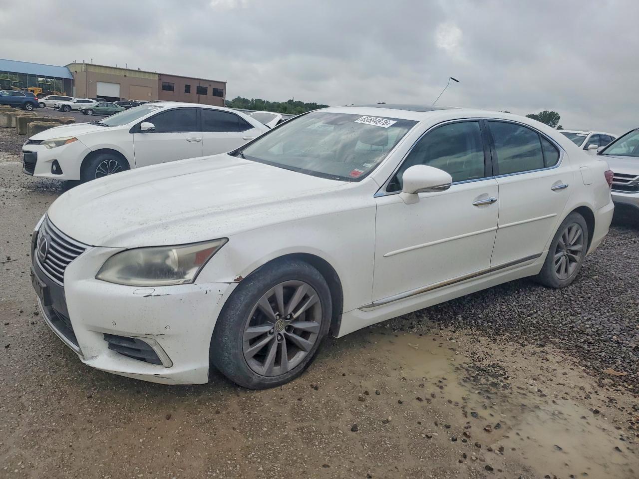 2013 LEXUS LS 460