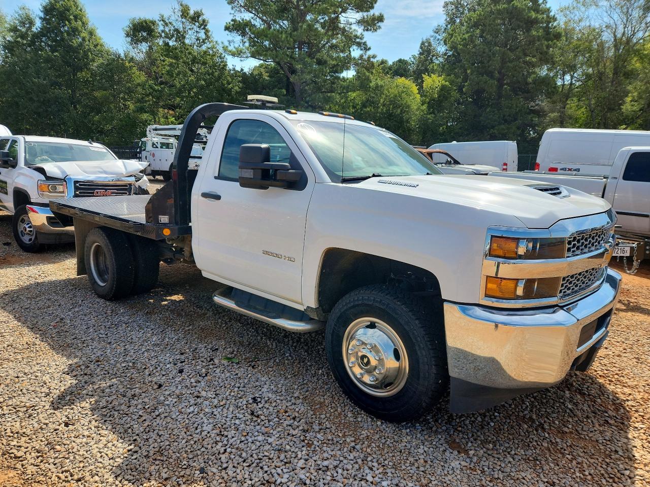 2019 CHEVROLET SILVERADO K3500 — Фото 4 из 12