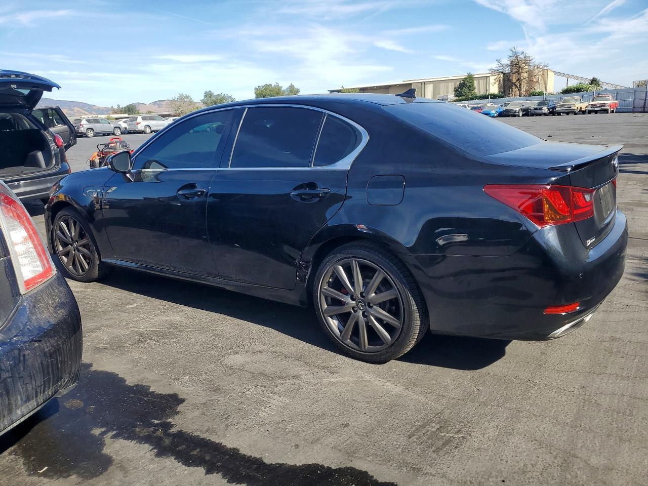 2013 LEXUS GS — Фото 2 из 12