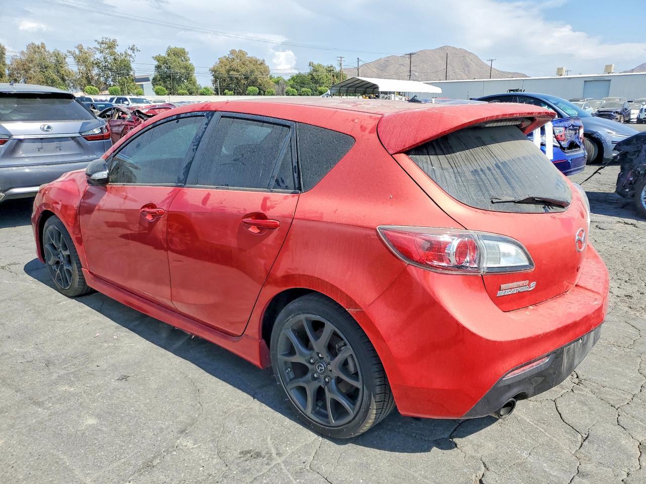 2013 MAZDA MAZDA3 HATCHBACK — Фото 2 из 12