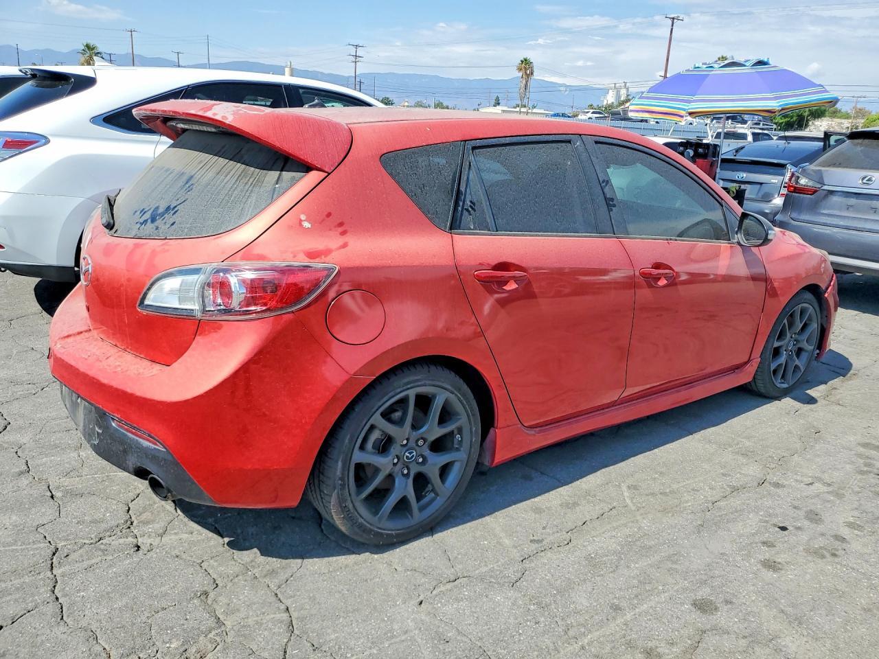 2013 MAZDA MAZDA3 HATCHBACK — Фото 3 из 12