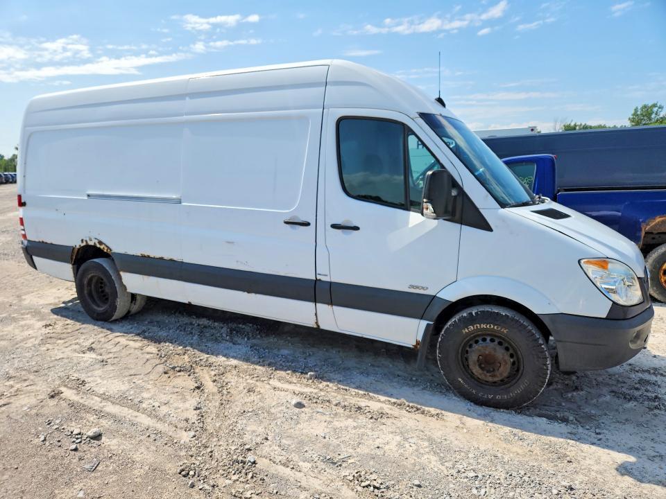 2013 MERCEDES-BENZ SPRINTER 3500 DELIVERY VAN — Фото 4 из 13