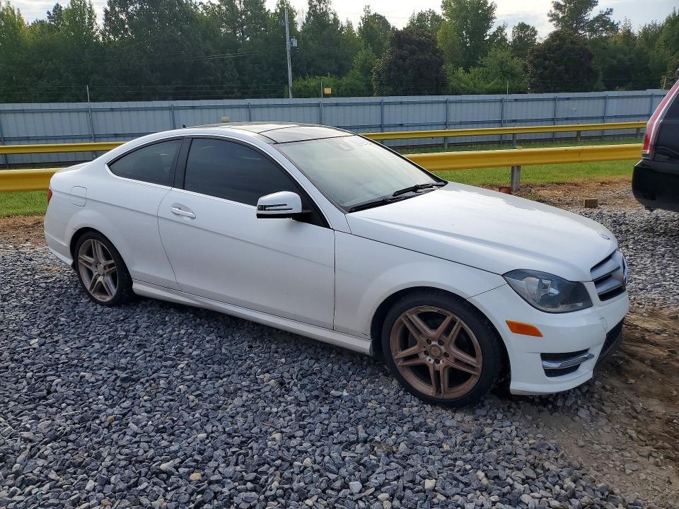 2013 MERCEDES-BENZ C 250 — Фото 4 из 12