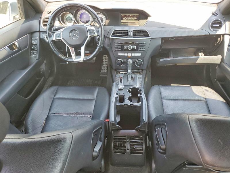 2013 MERCEDES-BENZ C 250 — Фото 8 из 12